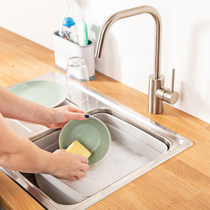 Minky Washing Up Bowl with Plug & Strainer